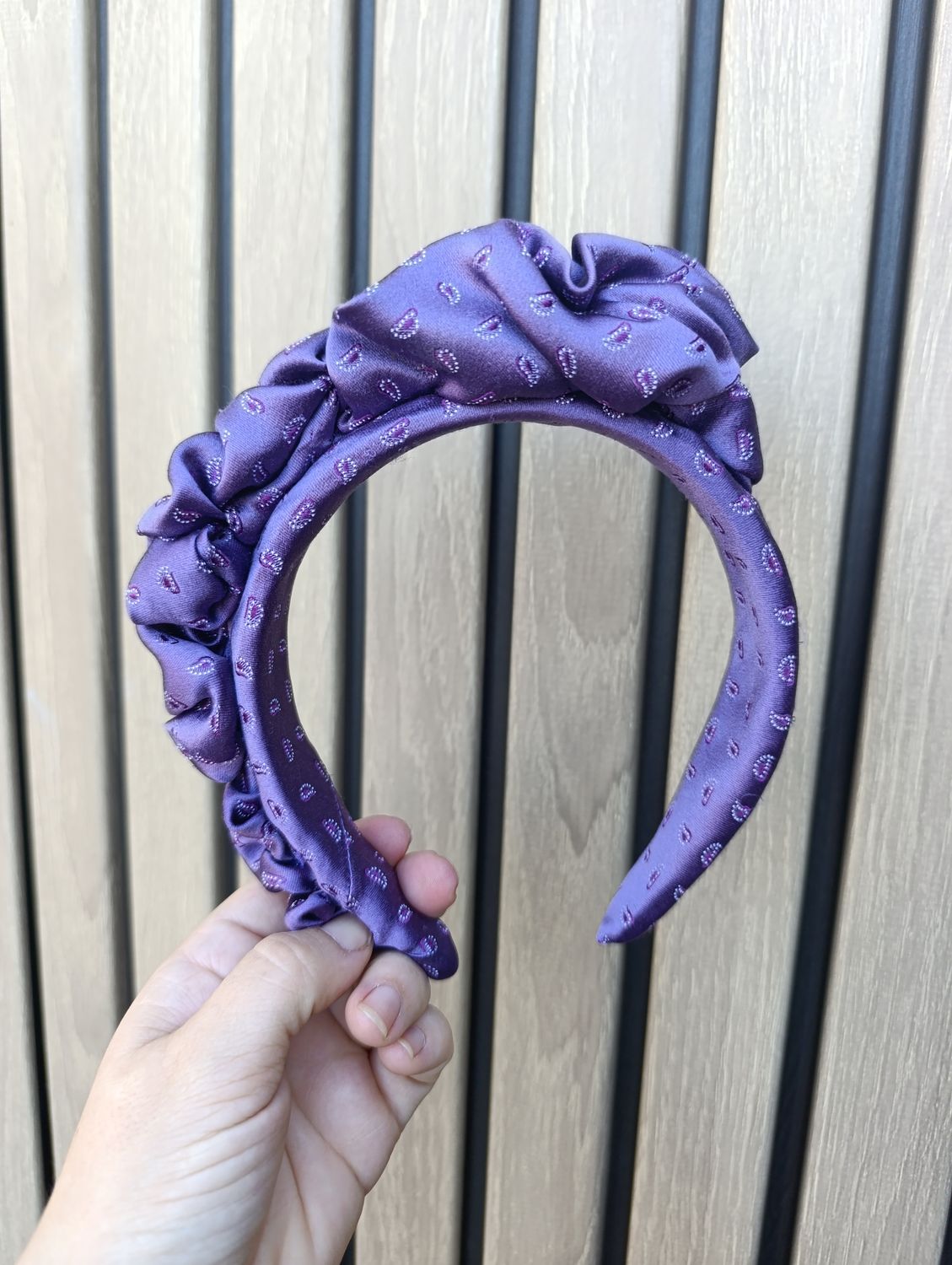 Fioletowa opaska korona fascynator wianek jedwabna silk