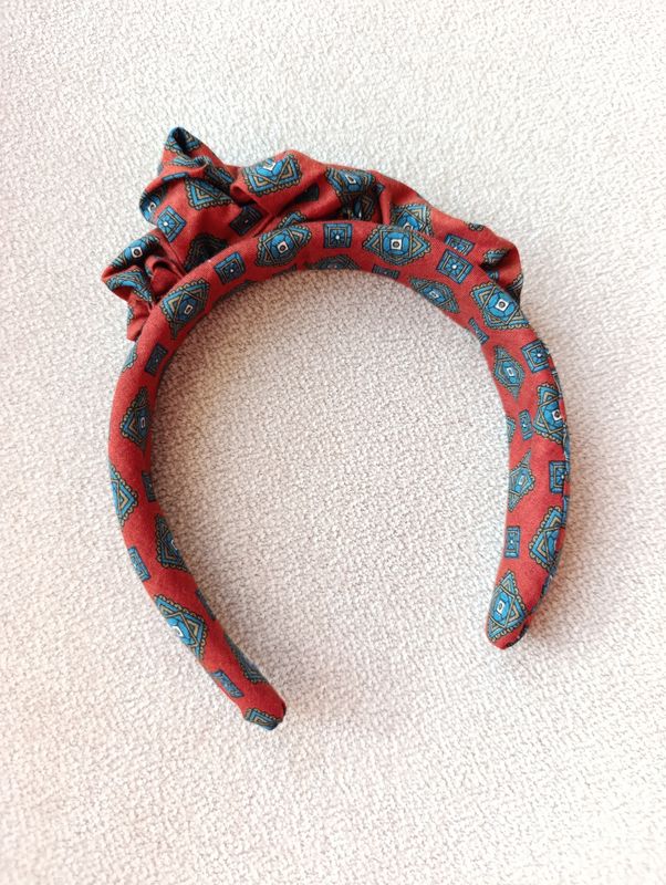 Bordowa opaska korona fascynator wianek jedwabna silk wzory