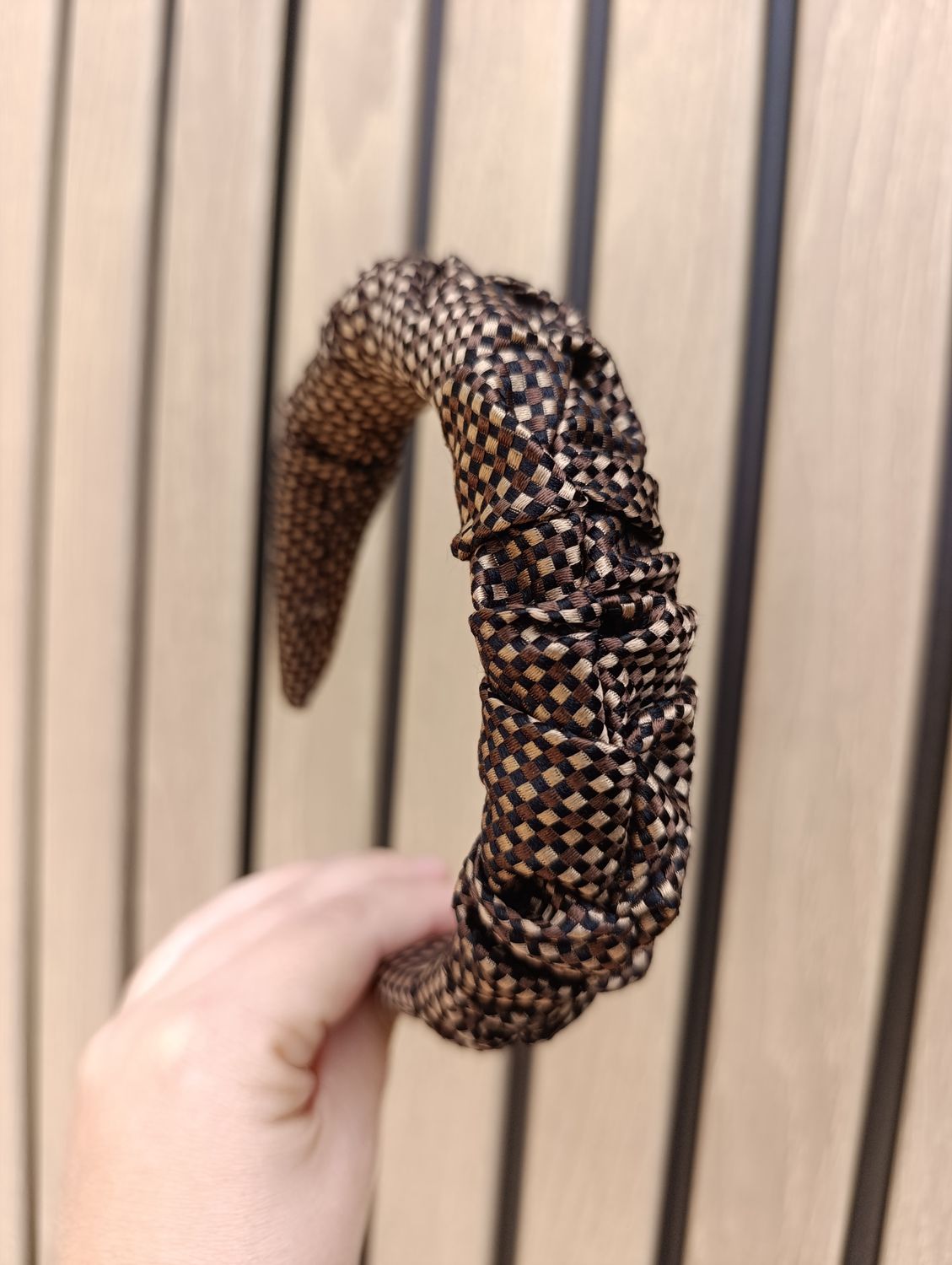 Brązowa marszczona opaska korona jedwabna silk