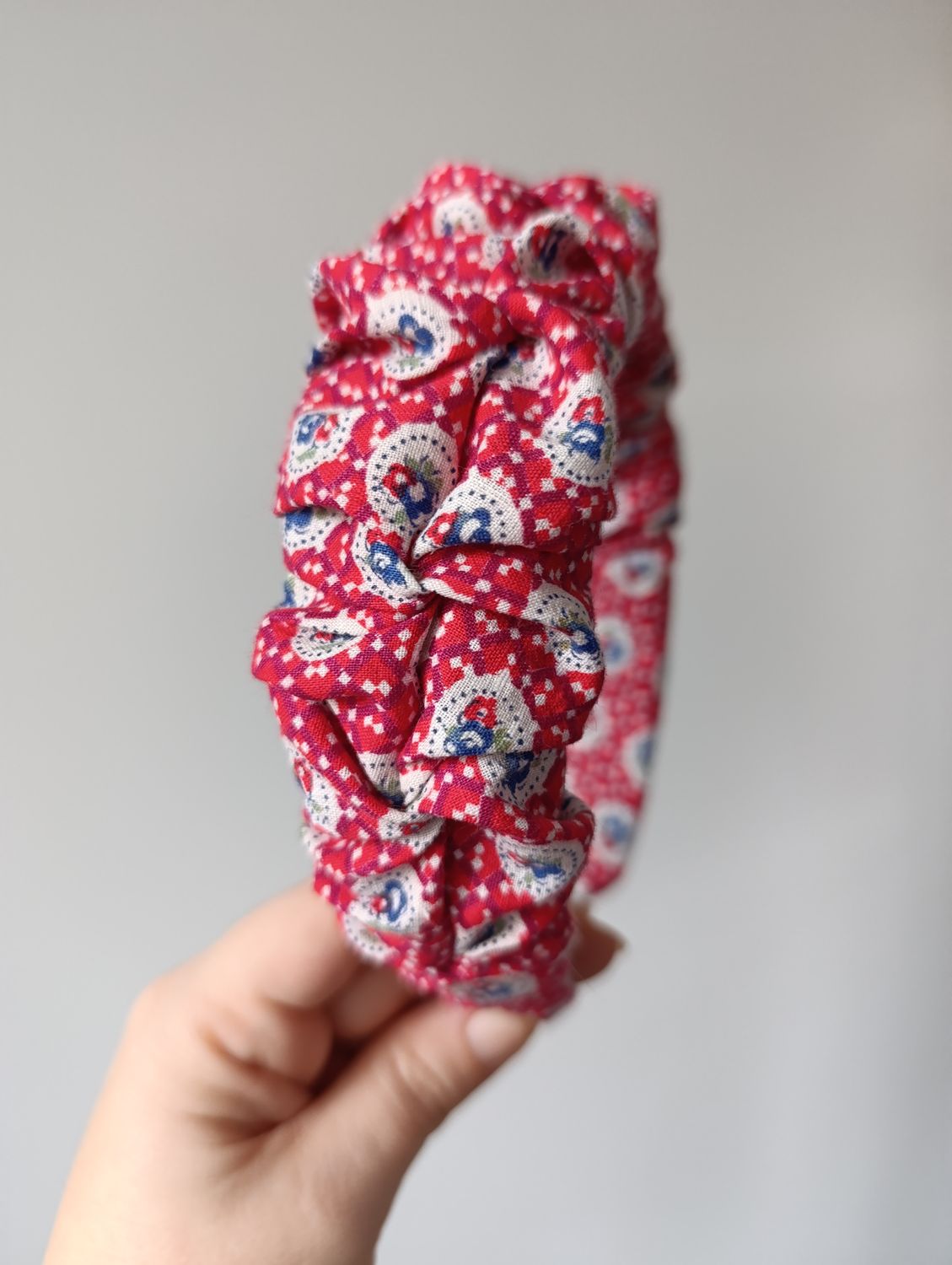 Opaska marszczona szeroka czerwona retro