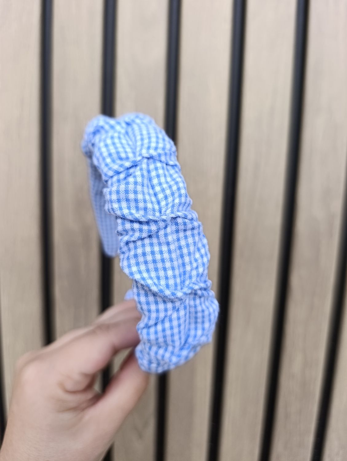 Opaska marszczona wąska niebieska krata drobna