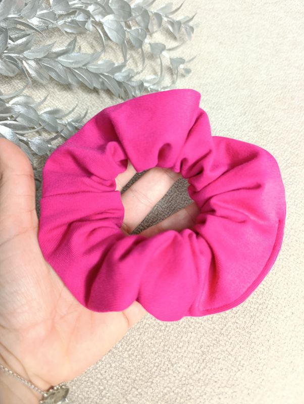 Gumka do włosów  średnia dres fuksja