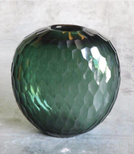 CARVED VASE GRN 20XH12X5