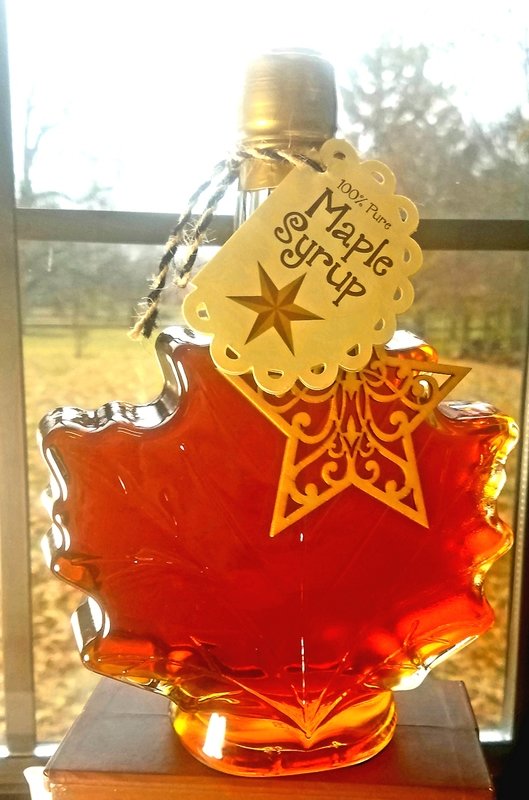 Colossal 750 ml Fancy Leaf Maple Syrup