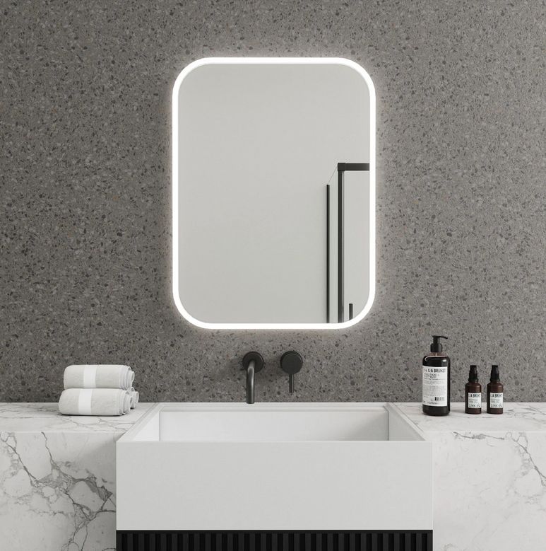 Pleine Lumière Rounded Corner LED Mirror (60x80cm)