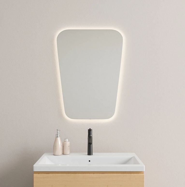 Retro Style LED Mirror (60x80cm)