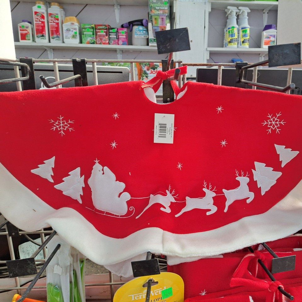 Holiday Tree Skirt
