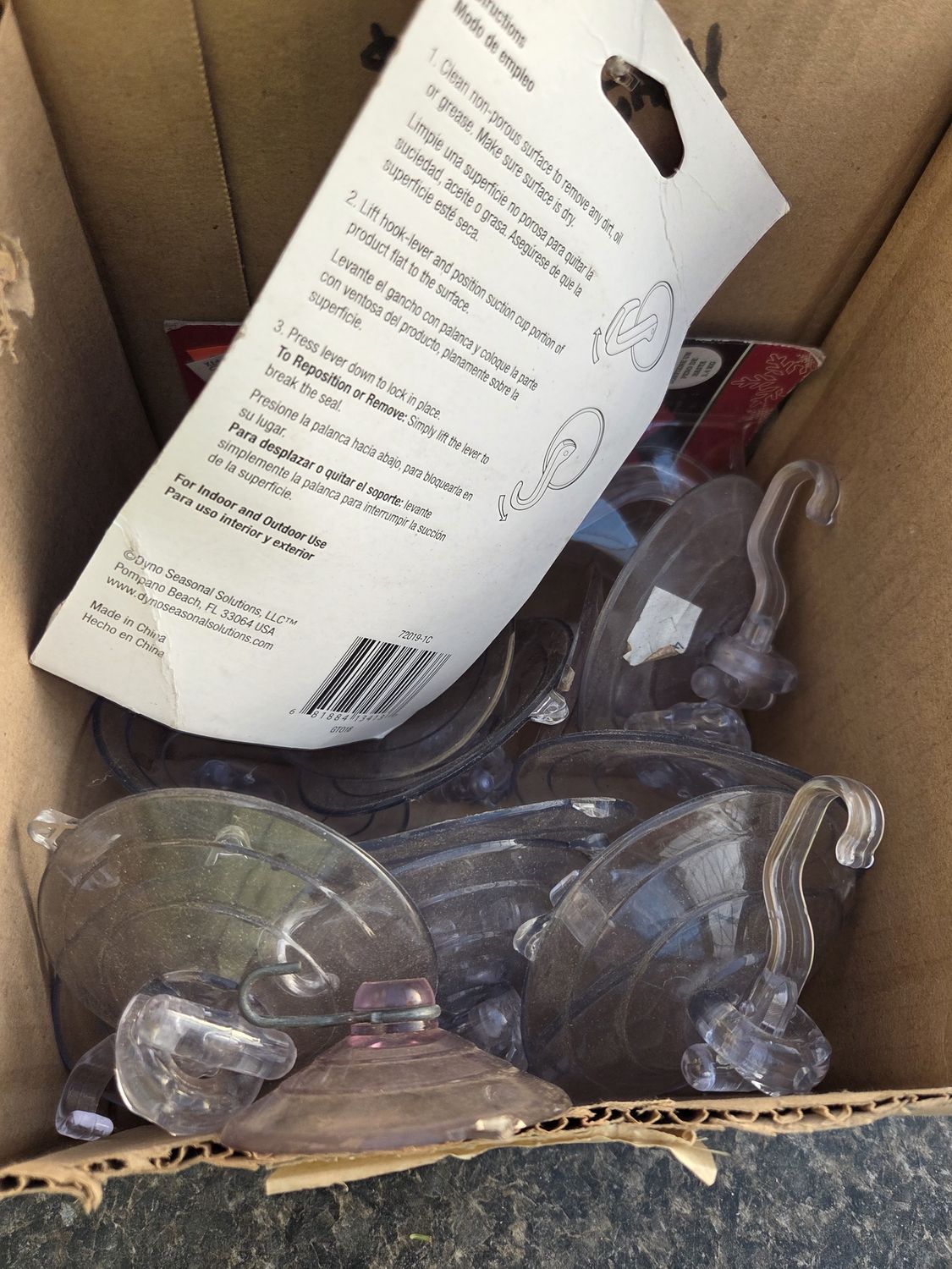 Wreath Hanger, Variety: Suction Cup