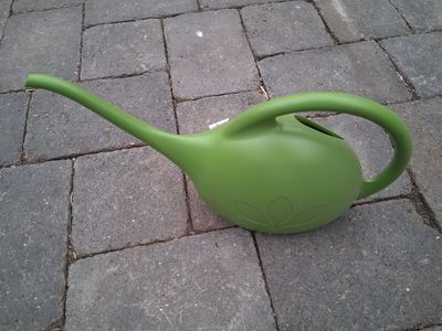 2 Liter/ 1/2 Gallon Water Can