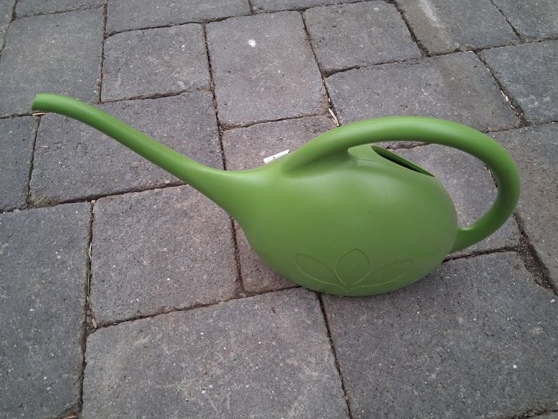 2 Liter/ 1/2 Gallon Water Can