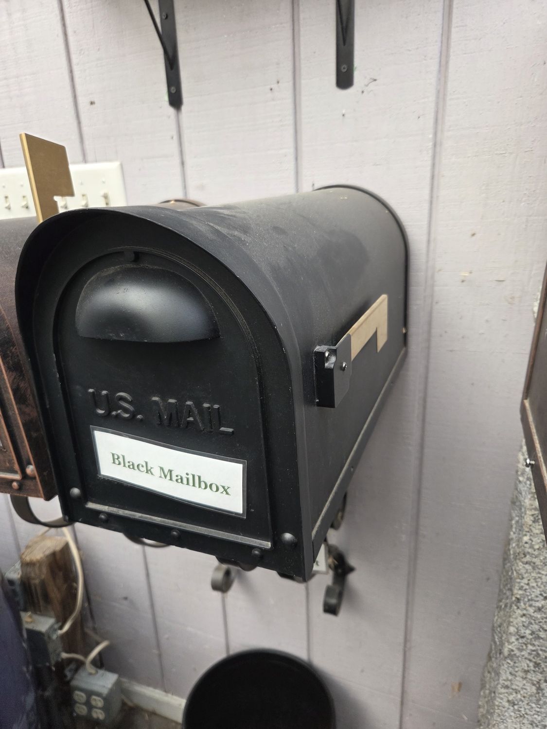 Aluminum Mailbox, Colour: Black
