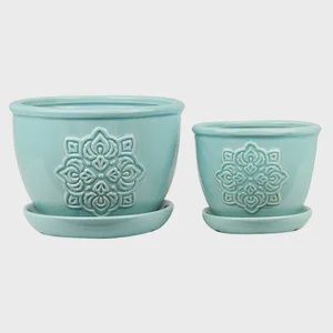 Medallion Planter with Saucer