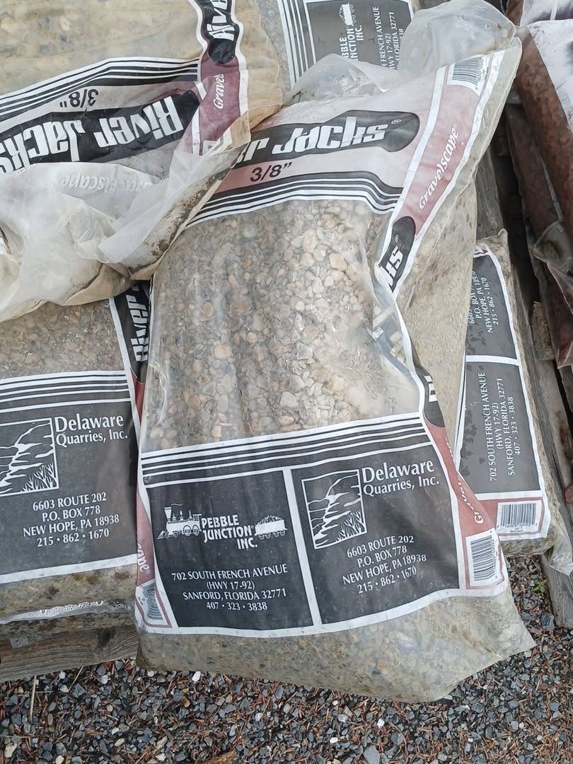 Bagged Stone River Jacks 3/8"