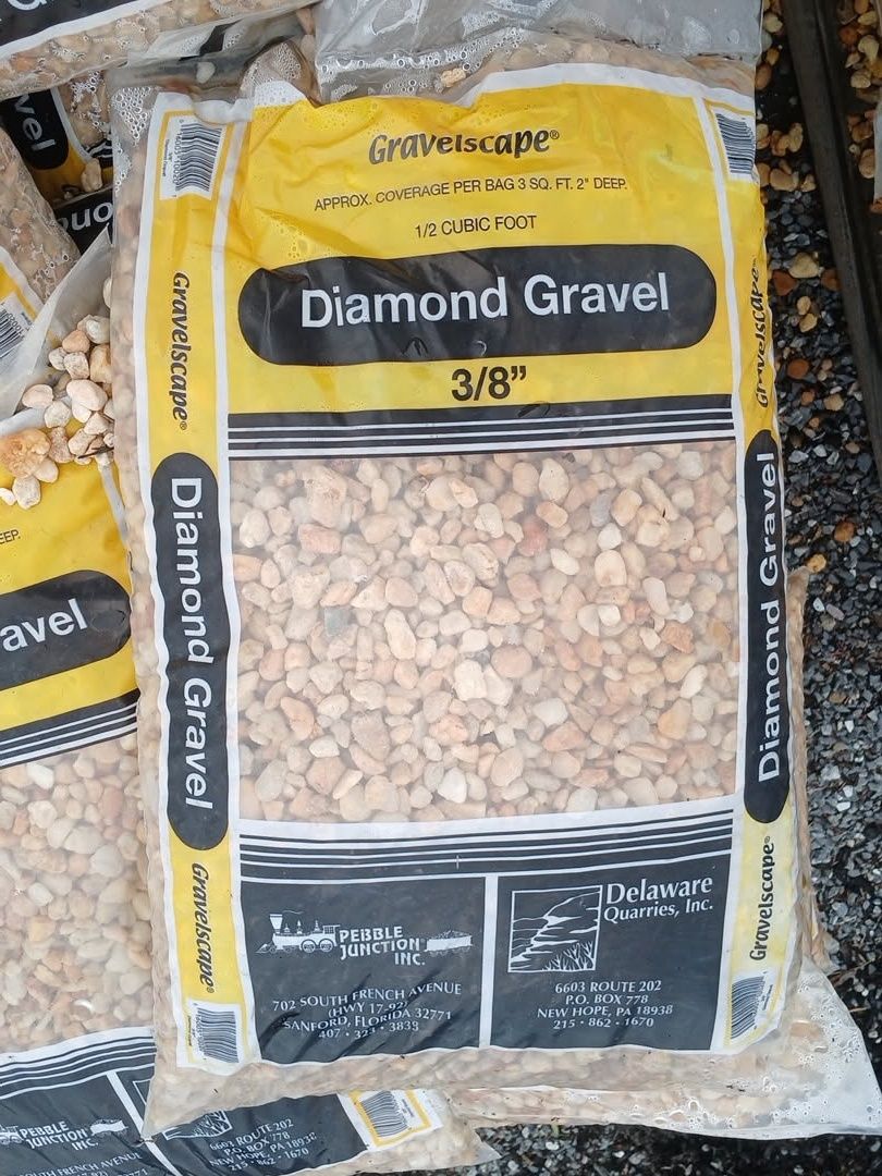 Bagged Stone Diamond Gravel 3/8"