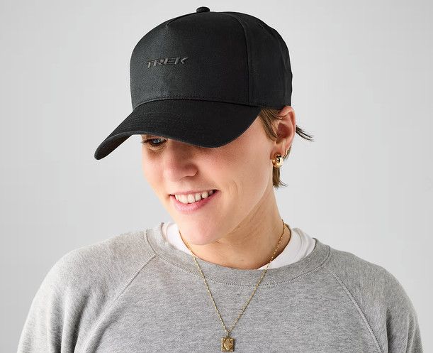 Casquette Trek avec logo noir