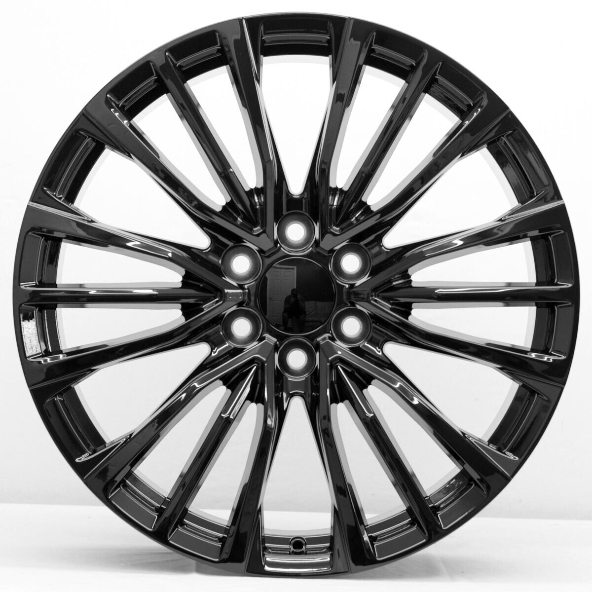 オーダーメイド　エスカレード　左右5% 22x9 Escalade V Style Replica, Gloss Black