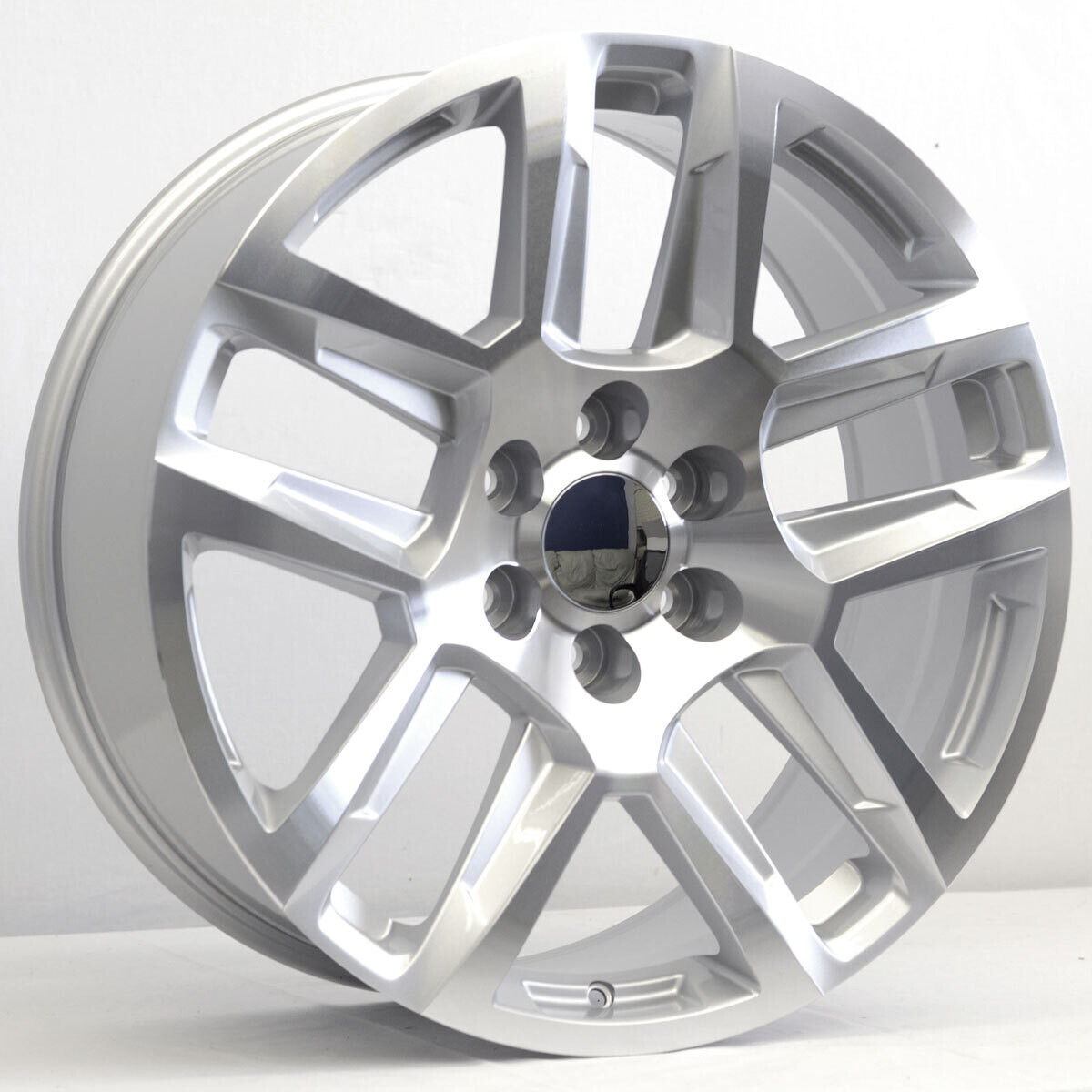 22x9 GM CV63 Style Replica, Gloss Silver &amp; Machined Face