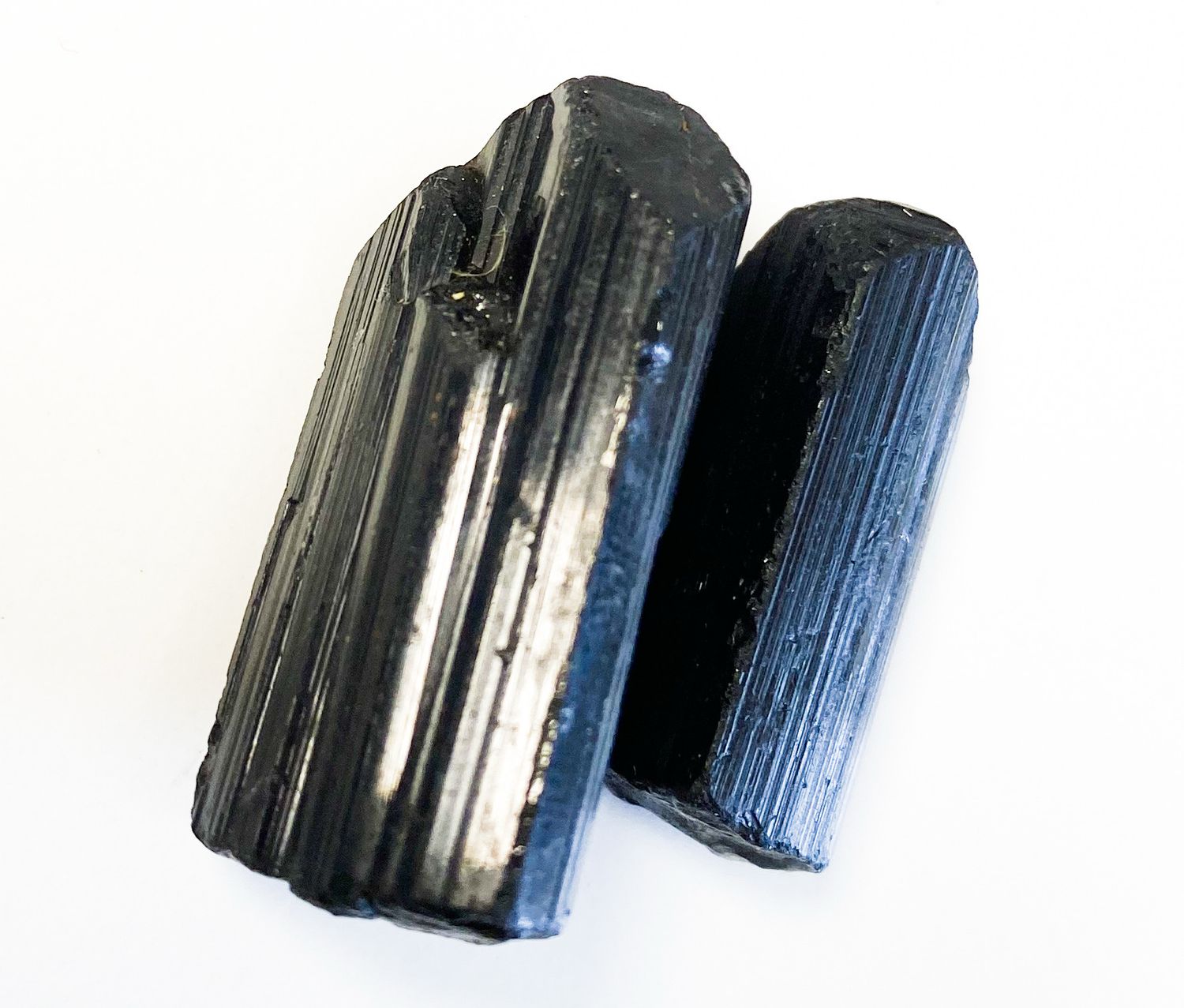 Black Tourmaline 3-4cm (2) rough
