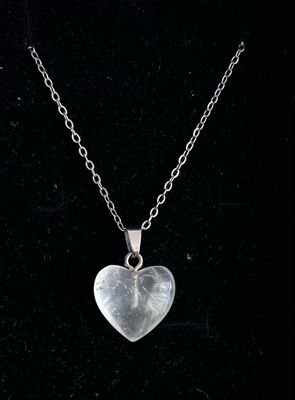 Clear Quartz heart [Stainless steel]