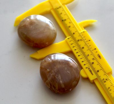 Moonstone Palm Stones