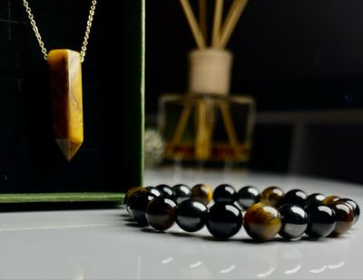 Tigers eye Pendant &amp; VIKA bracelet [9ct Gold Plated Necklace]