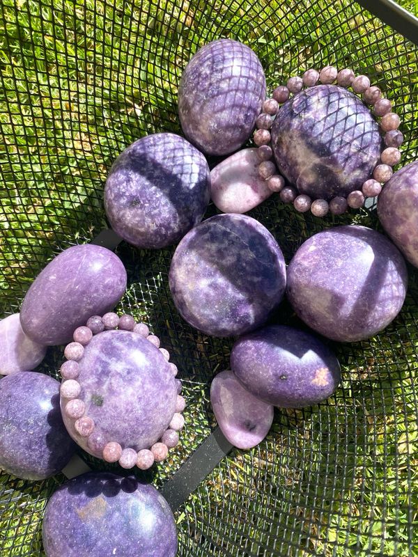 Lepidolite Egg ( Per Stone)