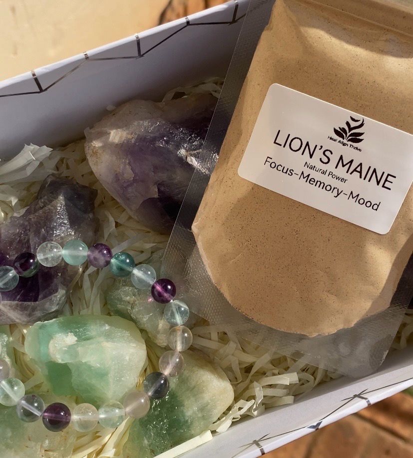 Fluorite + Lions Mane combo . Fluorite + Lions Mane combo .