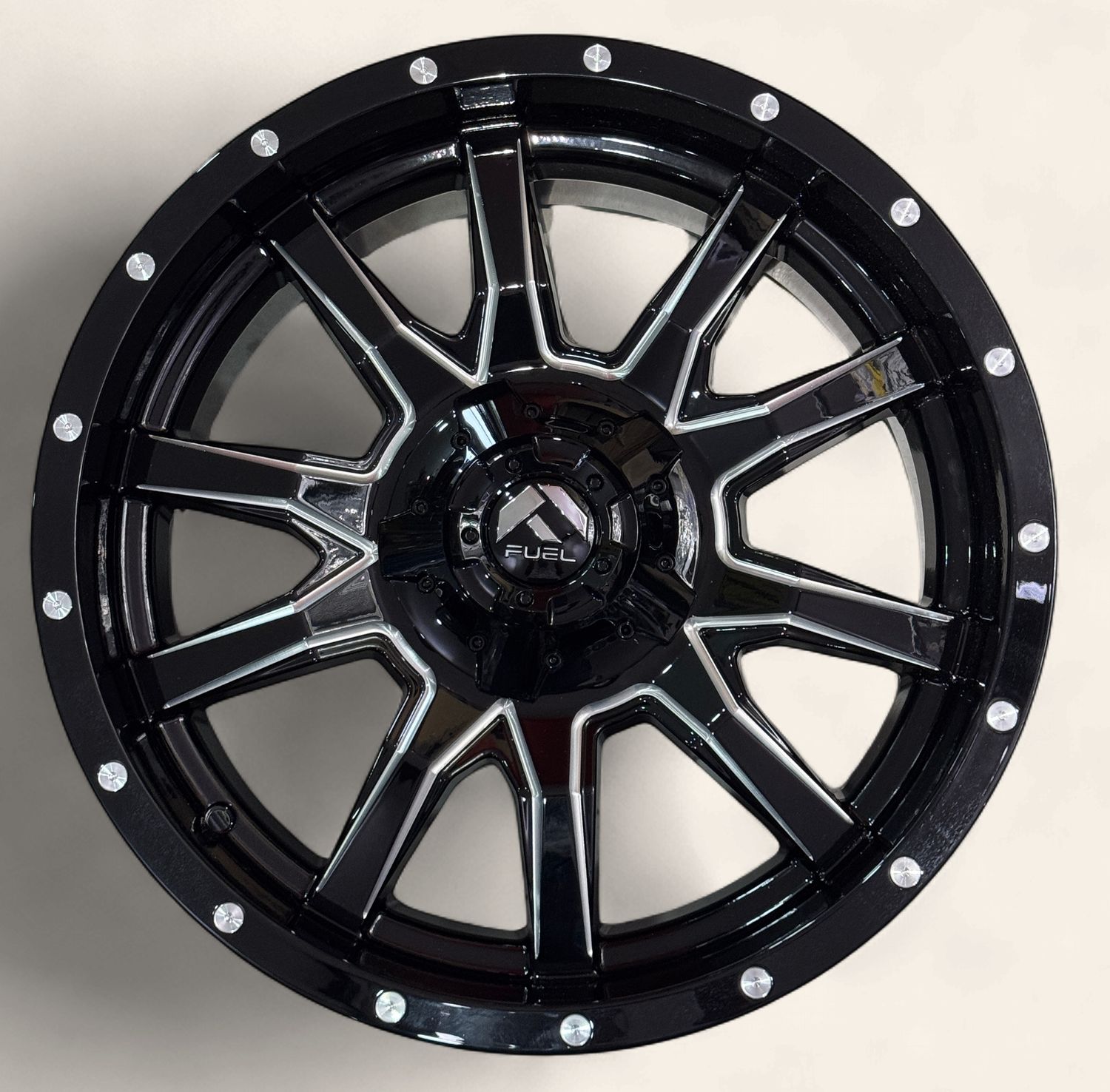 Fuel Gloss Black 20x9 5x139/5.5