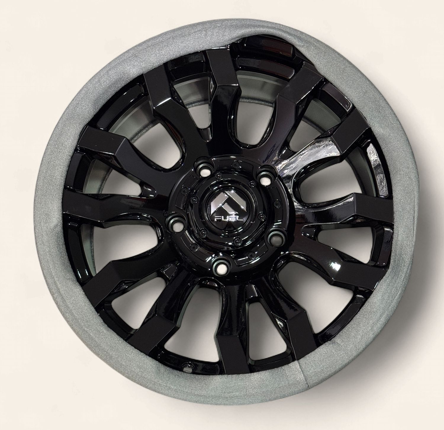 Fuel Gloss Black 18x9 5x150