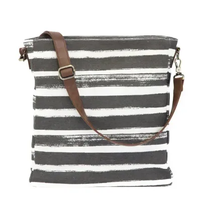 Maika Crossbody