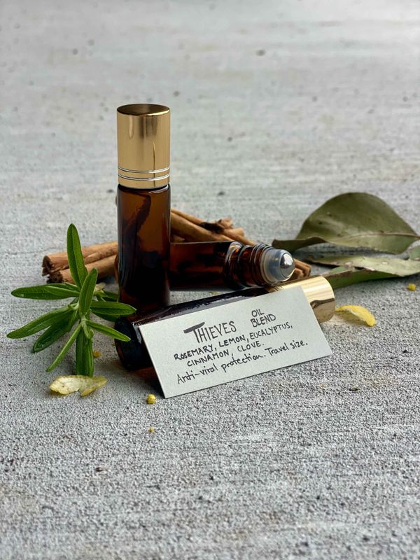 Thieves Blend Roller