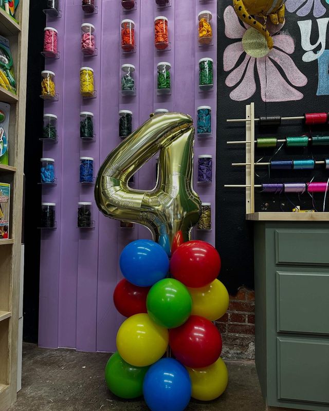 Foil Number Balloon Tower
