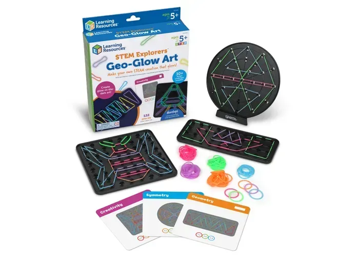STEM Explorers Geo-Glow Art