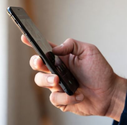 MOVILES &amp; SMARTPHONES
