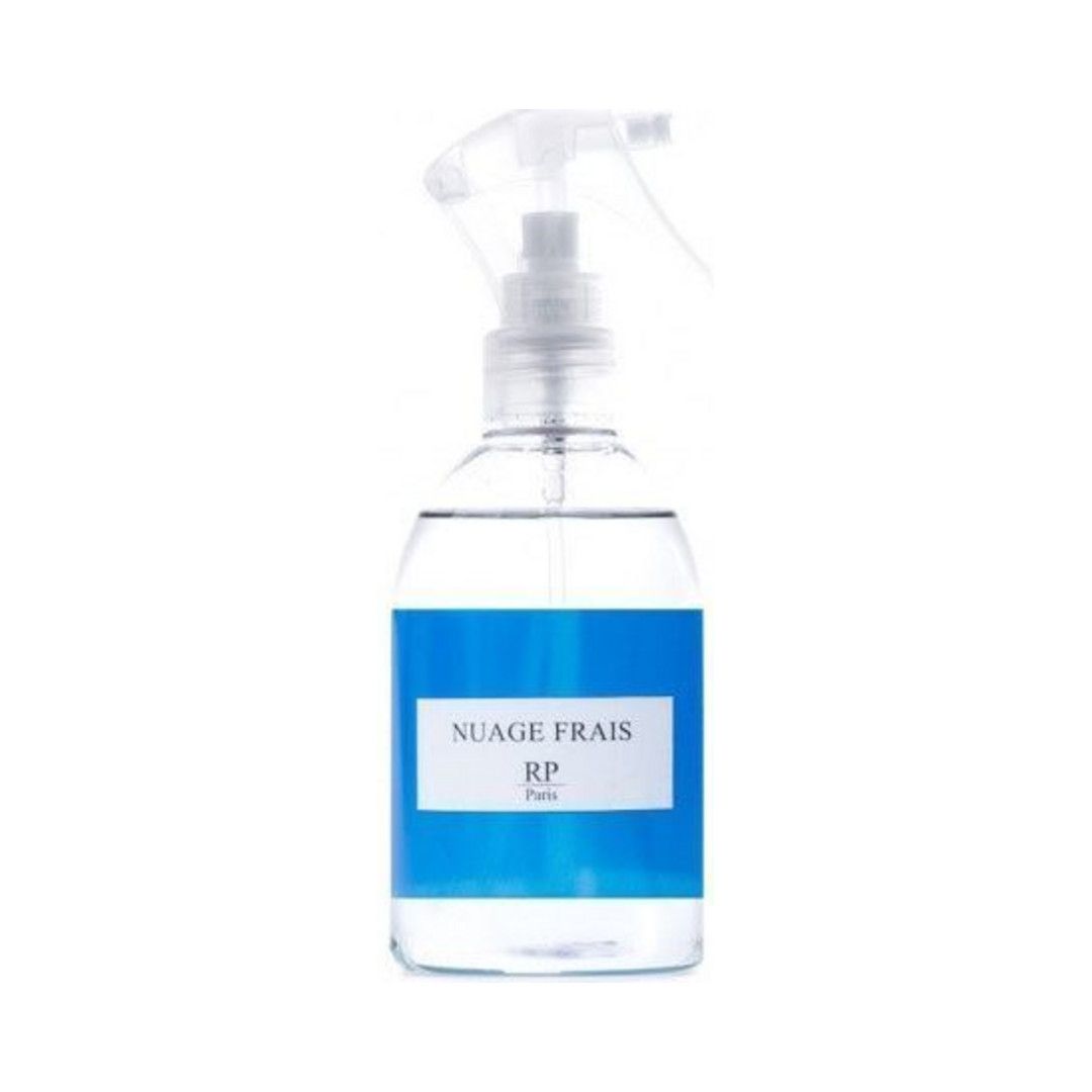Spray maison & textile Nuage Frais – RP Parfums 250 ml Spray maison et textile Nuage Frais RP Parfums, flacon 250 ml