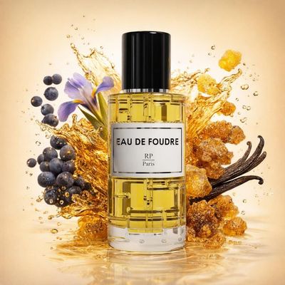 Eau de Foudre de RP Parfums avec les ingrédients de ses notes : baie de genièvre, élémi, iris, résine de myrrhe, gousses de vanille