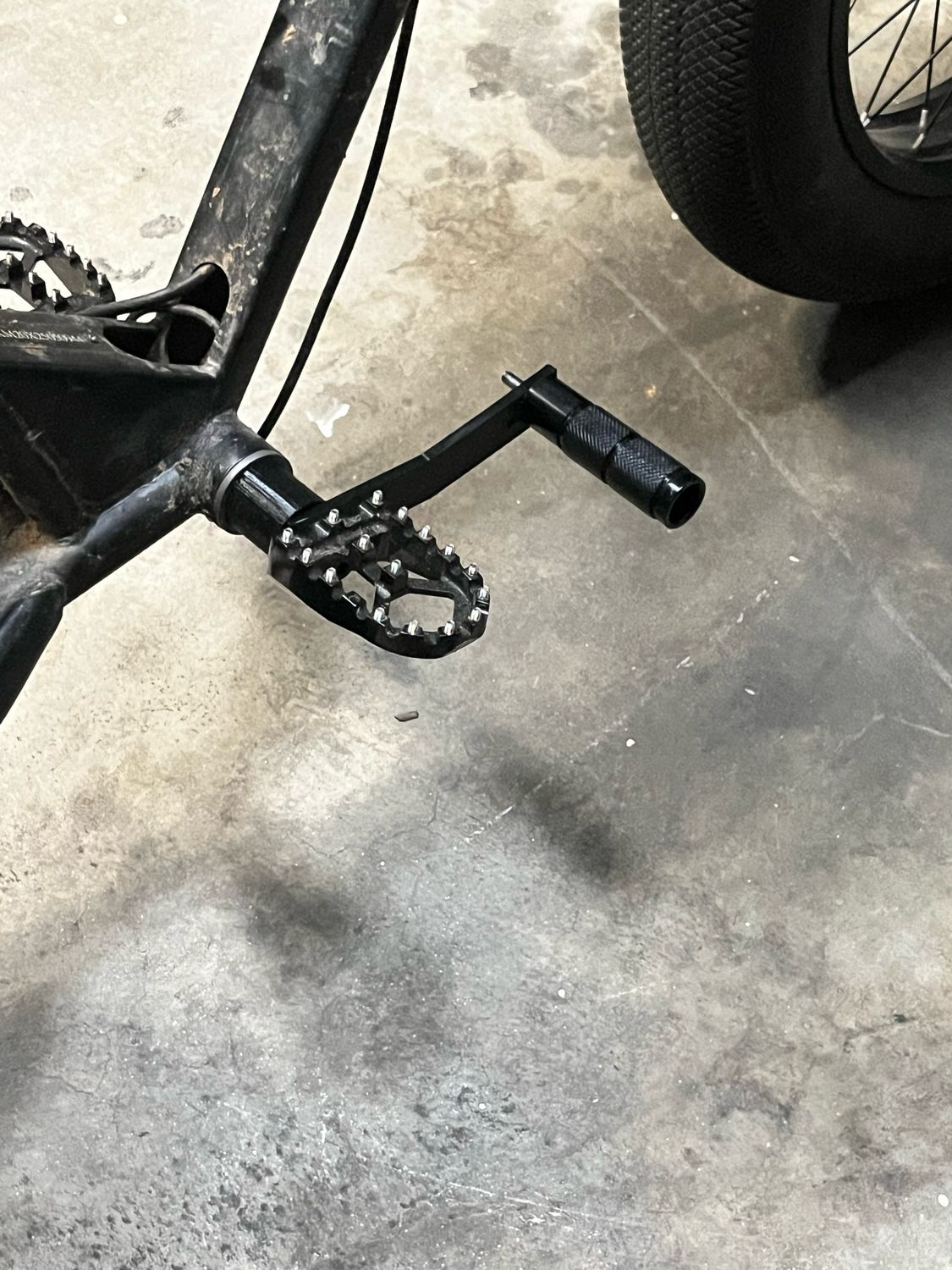 Peg kit for square taper cranks And Optional Foot Lock(macfox, ridstar, qlife, etc)