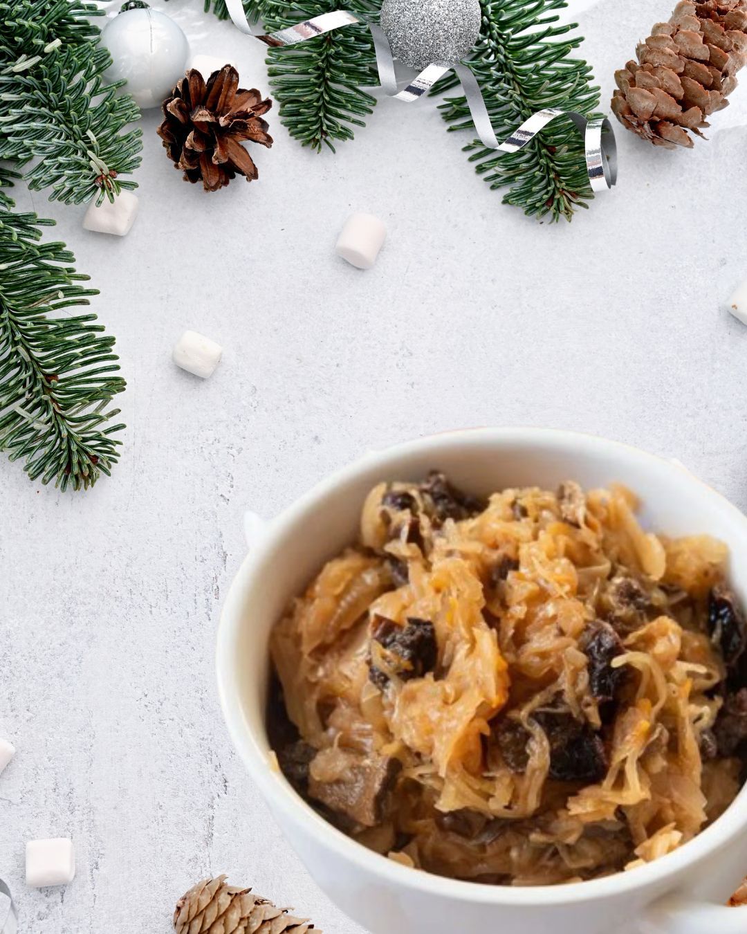 Złoty bigos na winie z leśnymi grzybami i śliwką nowosądecką 500 g