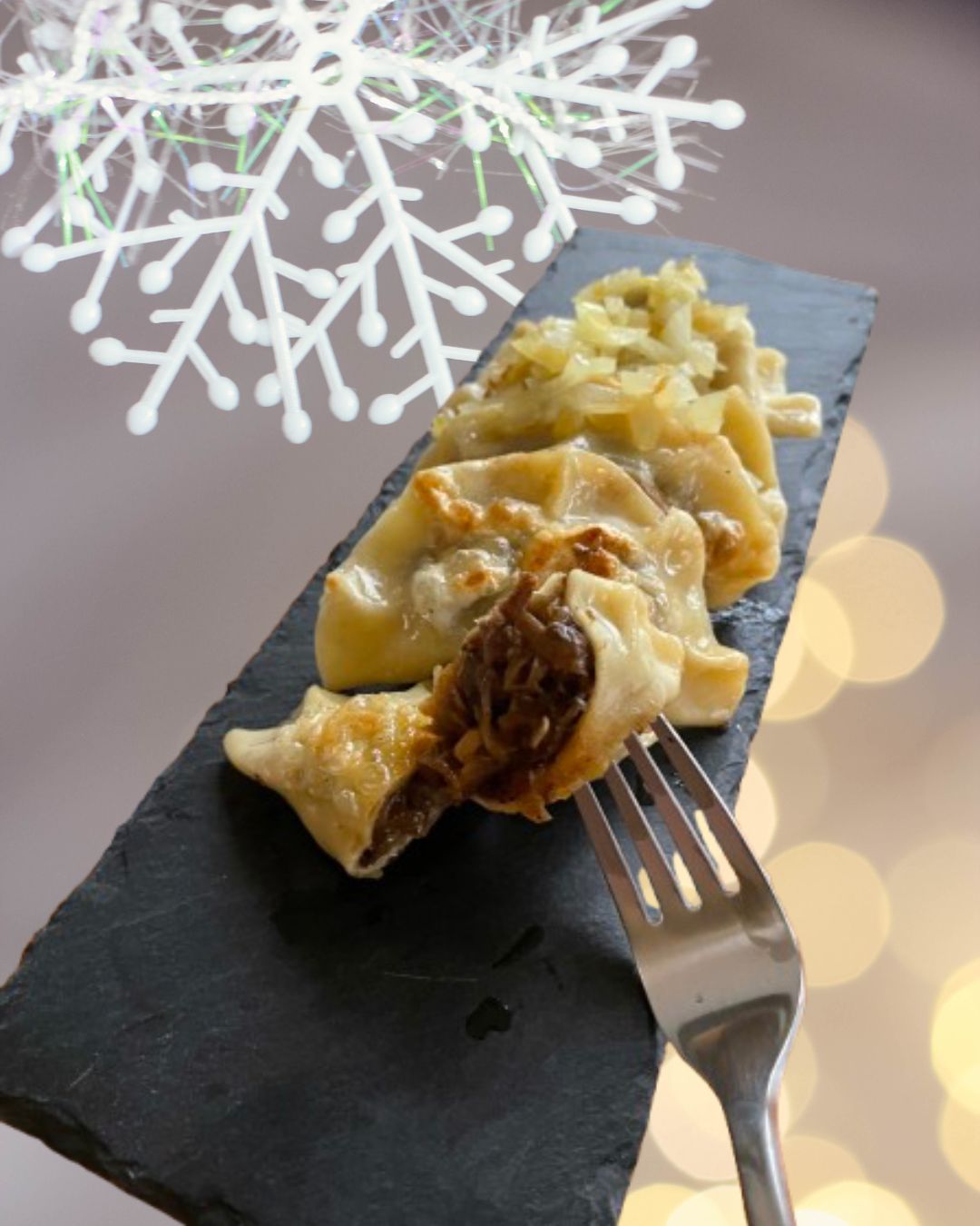 Maślane pierogi z kapustą i grzybami 8 szt.