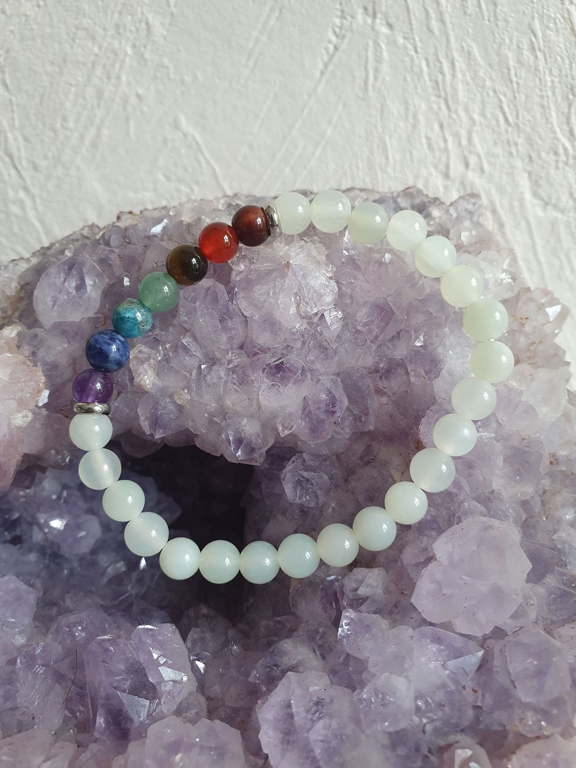 Bracelet 7 Chakras en Jade claire - 16cm - 6 mm Bracelet 7 Chakras en Jade claire - 16cm - 6 mm