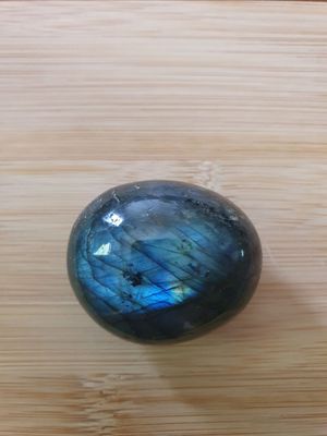LABRADORITE DE MADAGASCAR LABRADORITE DE MADAGASCAR
