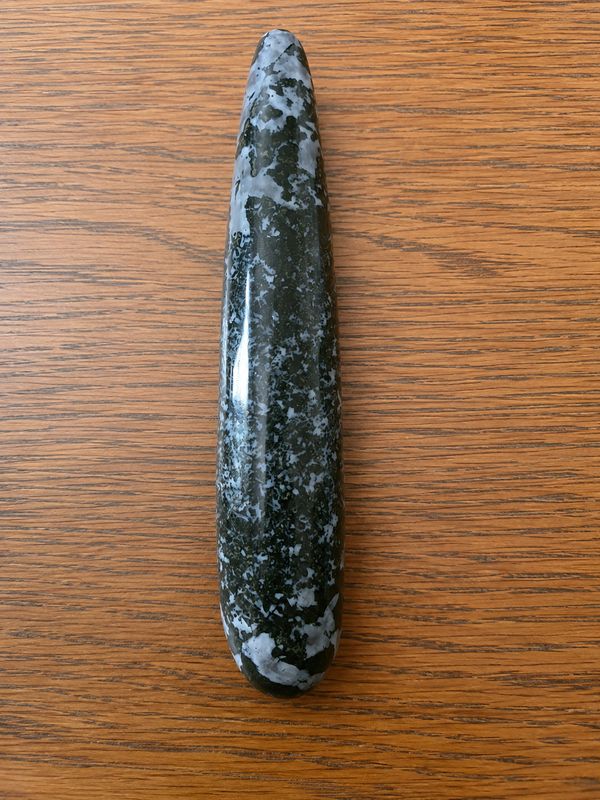Bâton de Massage en Gabbro - 15 cm Bâton de Massage en Gabbro - 15 cm