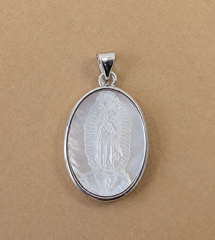 Médaille Guadalupe - Nacre de Lumière Médaille Guadalupe - Nacre de Lumière