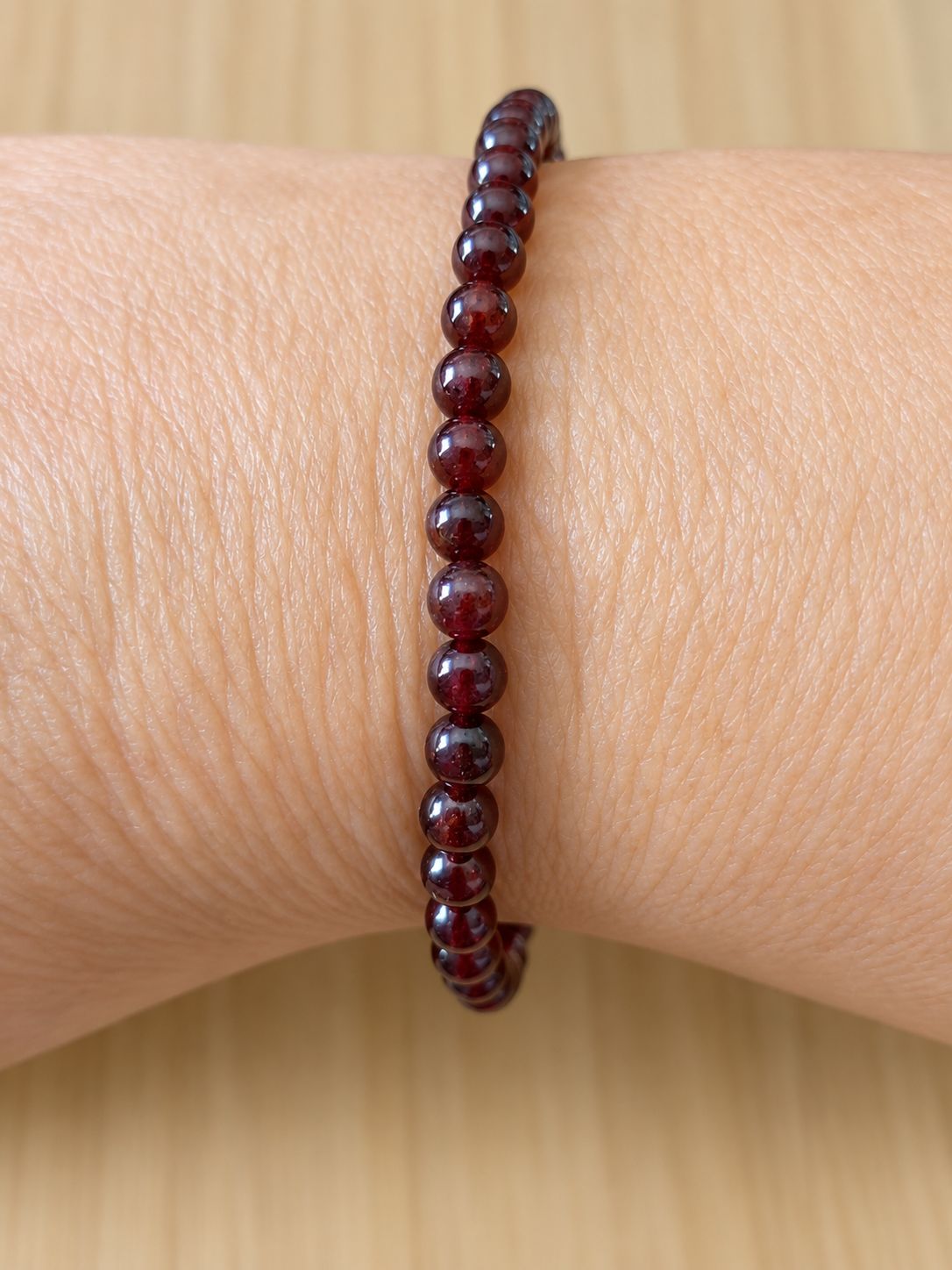 BRACELET GRENAT AA - ENERGIE ET FORCE INTERIEURE - 16 CM - 4 MM