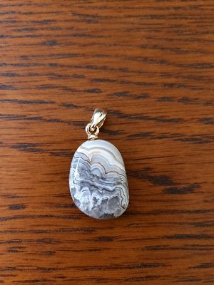 PENDENTIF AGATE CRAZY – HARMONIE ET ÉQUILIBRE