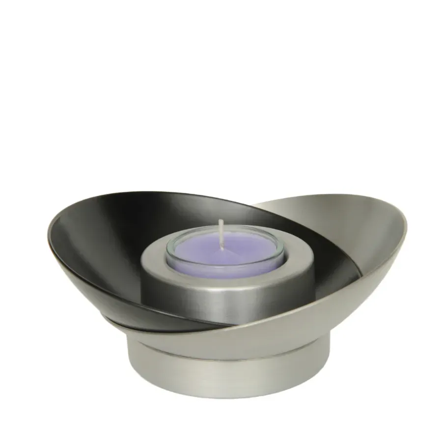 Urn met waxinehouder in gepolijst satijn aluminium: Lily Urn met waxinehouder in gepolijst satijn aluminium: Lily