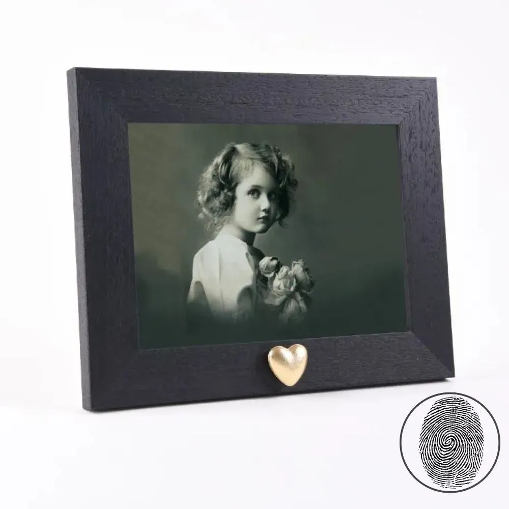 Fotolijst met zwart kader + Hart urn