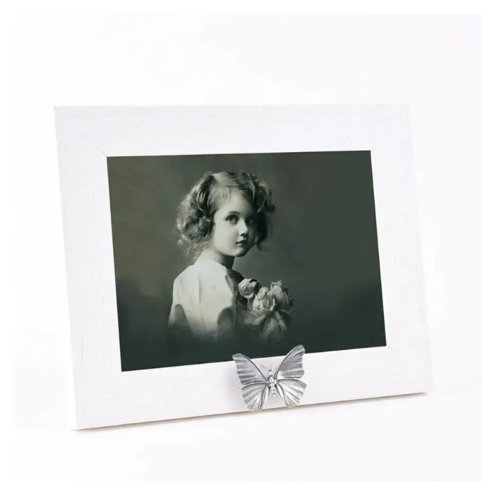 Fotolijst met wit kader + Vlinder urn