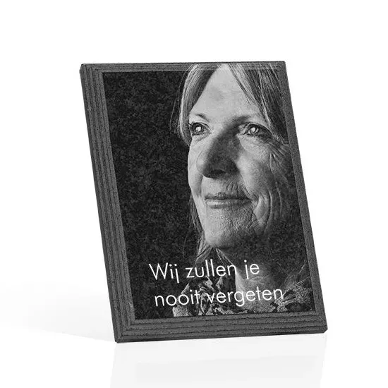 Gedenkplaat met tekst + laserfoto persoon