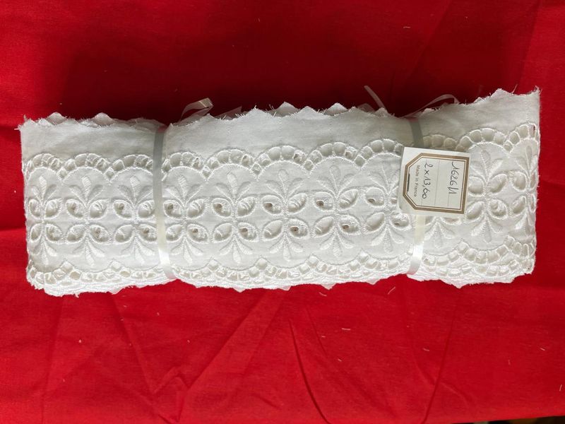 Bande brodée lam1626/1